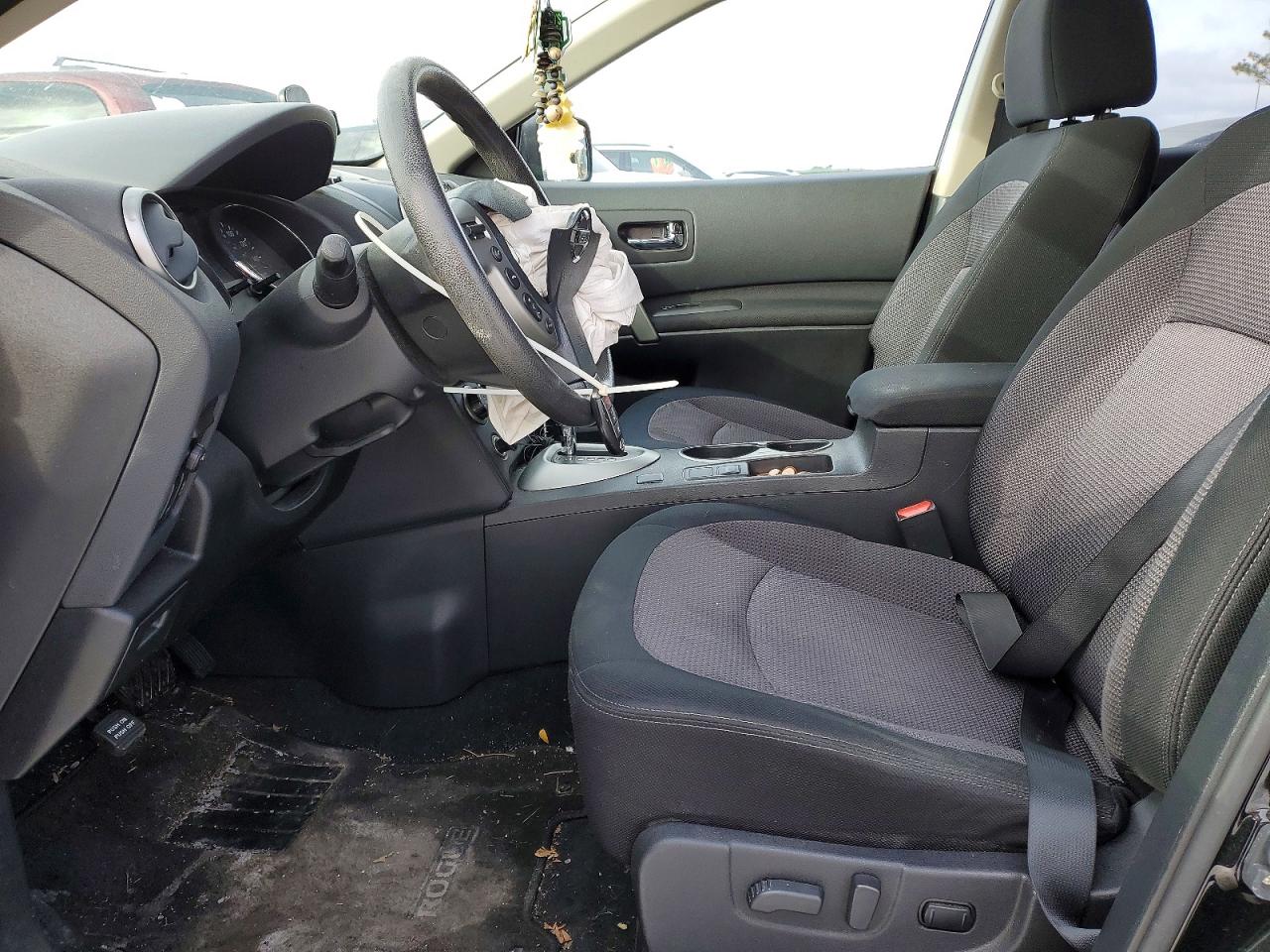 2013 NISSAN ROGUE S photo 7