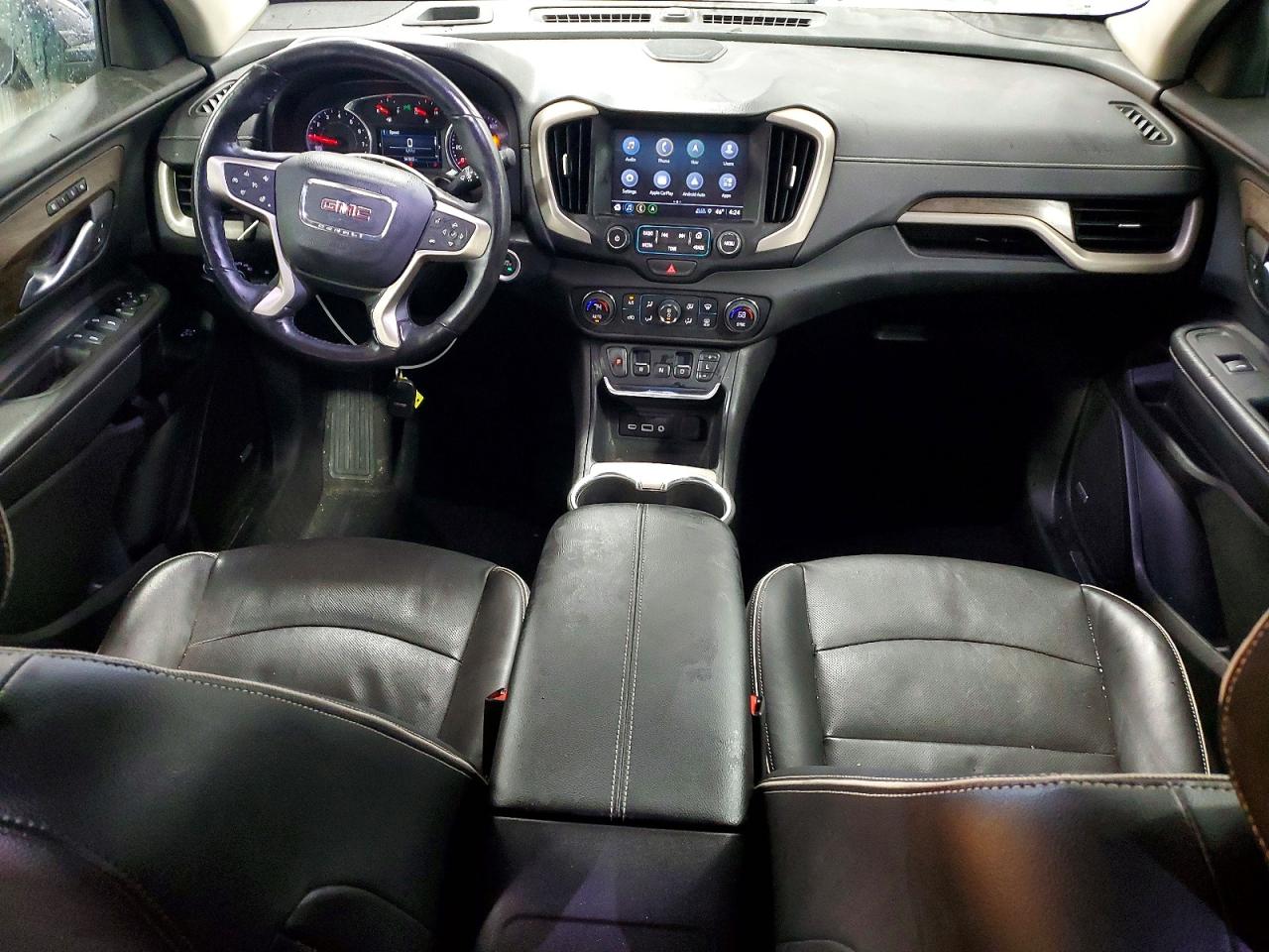 2018 GMC TERRAIN DENALI photo 8