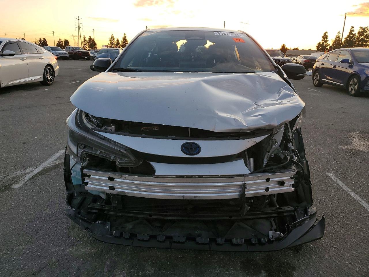2024 TOYOTA COROLLA LE photo 5