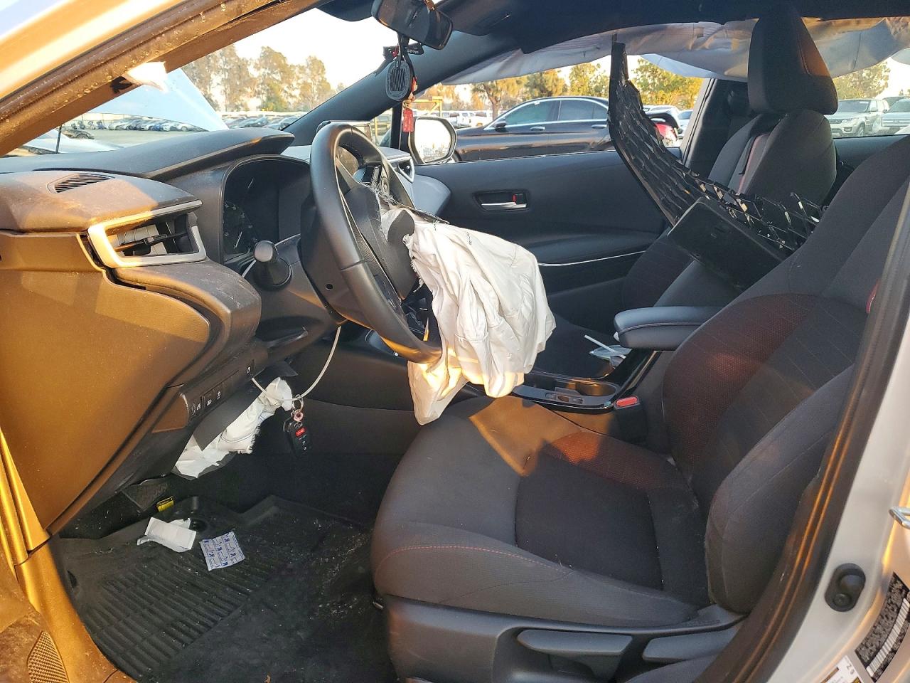 2024 TOYOTA COROLLA LE photo 7