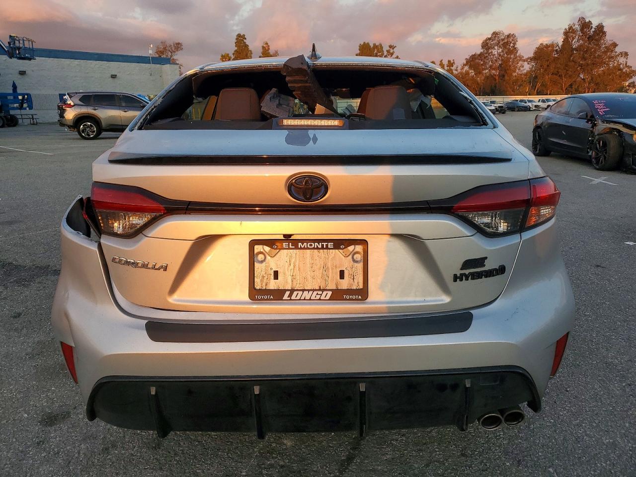 2024 TOYOTA COROLLA LE photo 6