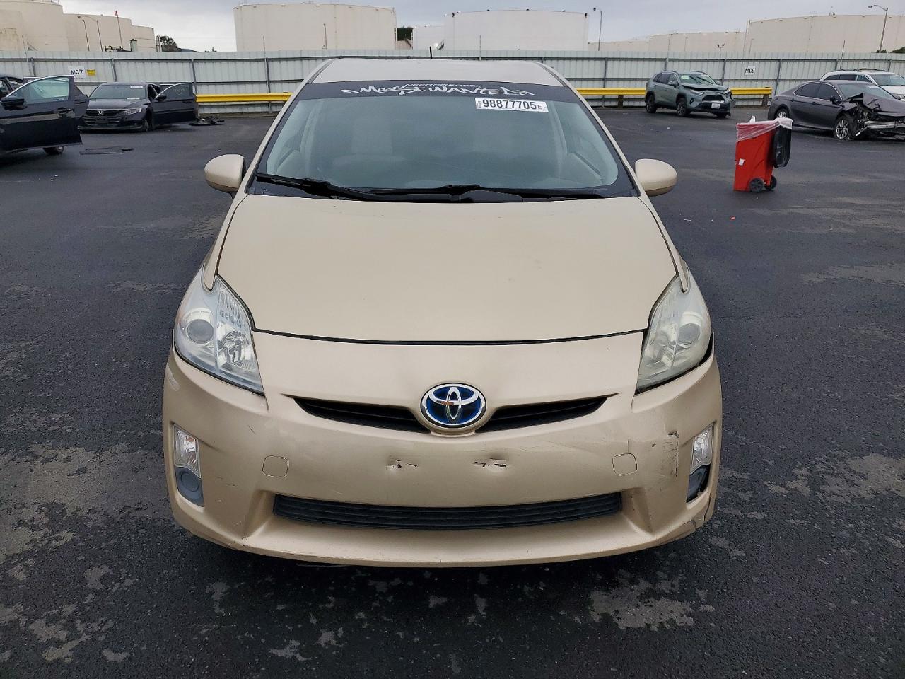 2011 TOYOTA PRIUS photo 5