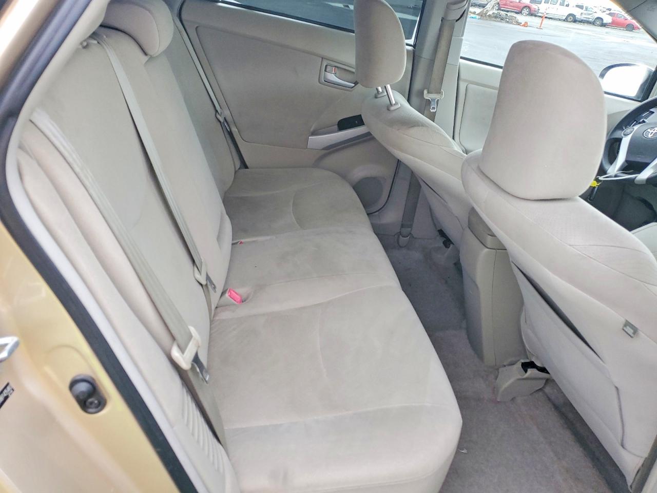 2011 TOYOTA PRIUS photo 10