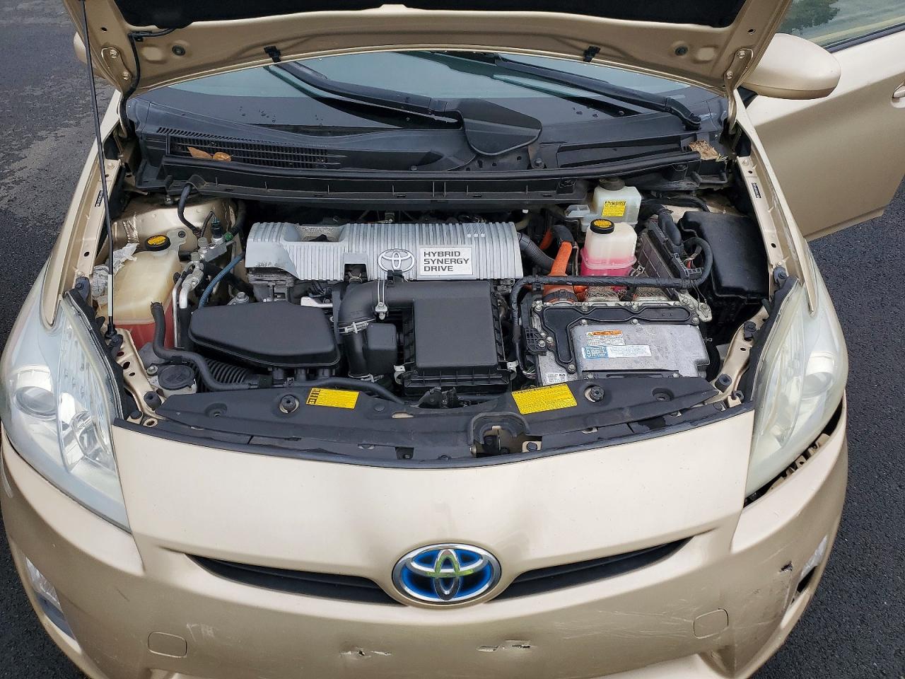 2011 TOYOTA PRIUS photo 11