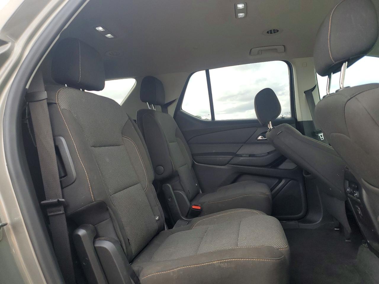 2019 CHEVROLET TRAVERSE LT photo 11