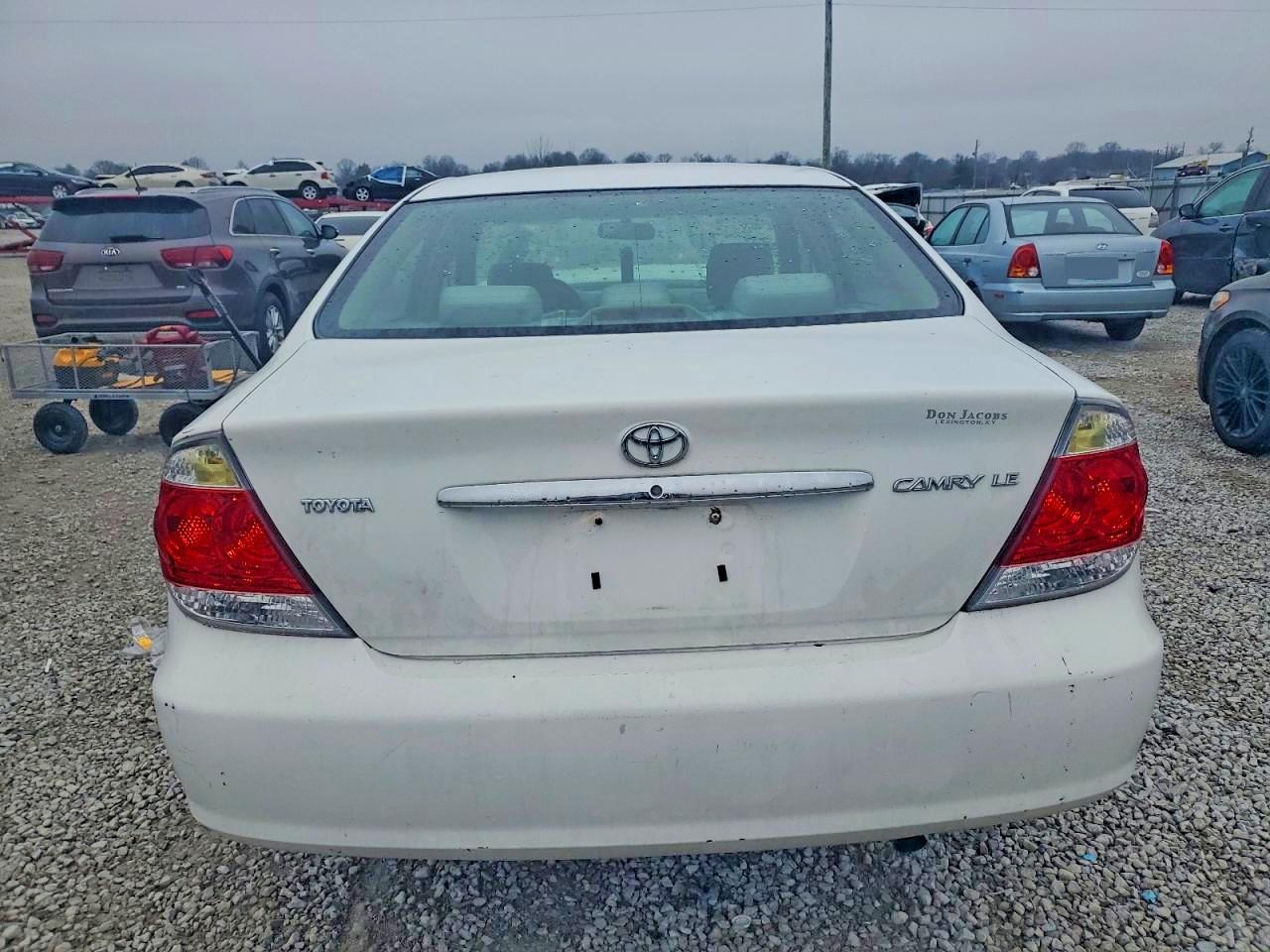 2006 TOYOTA CAMRY LE photo 16