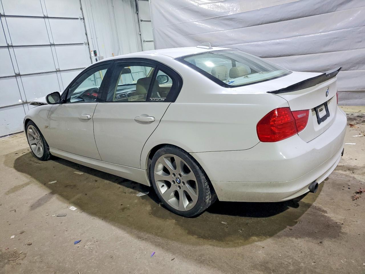 2011 BMW 335 I photo 3