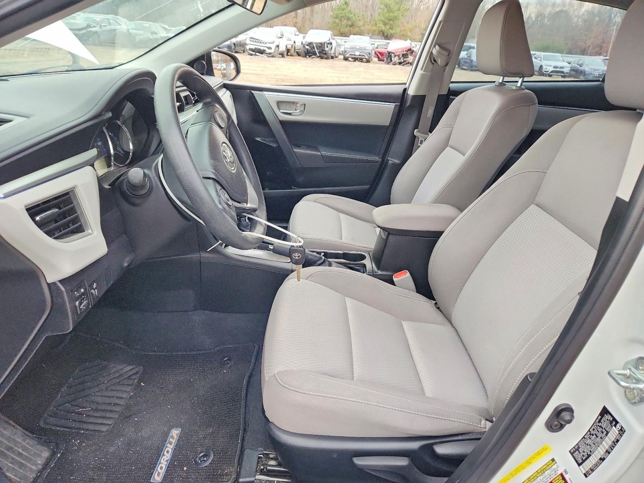 2016 TOYOTA COROLLA LE PLUS photo 13