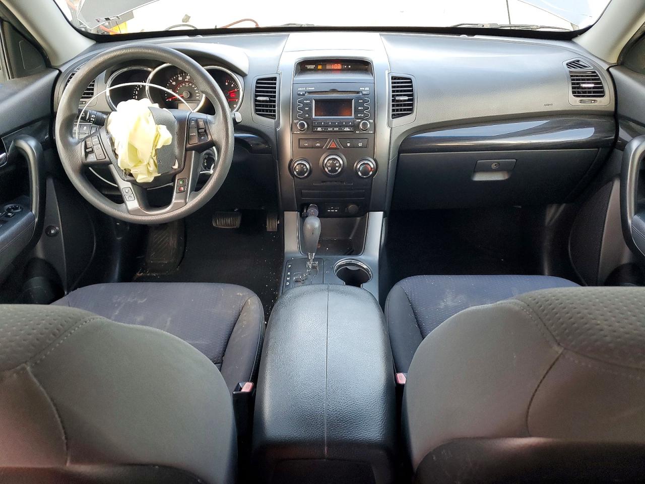 2011 KIA SORENTO BASE photo 8