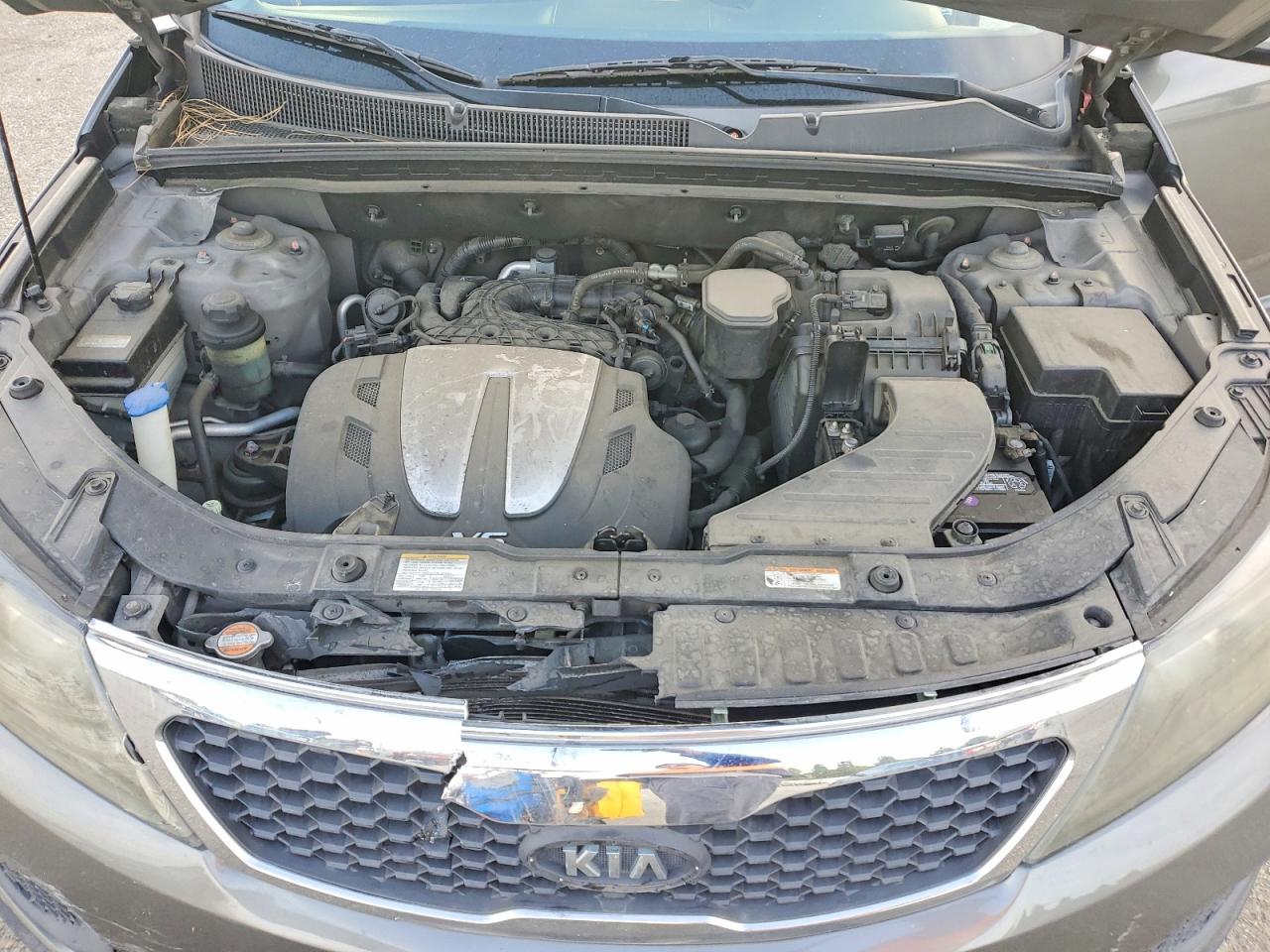 2011 KIA SORENTO BASE photo 12