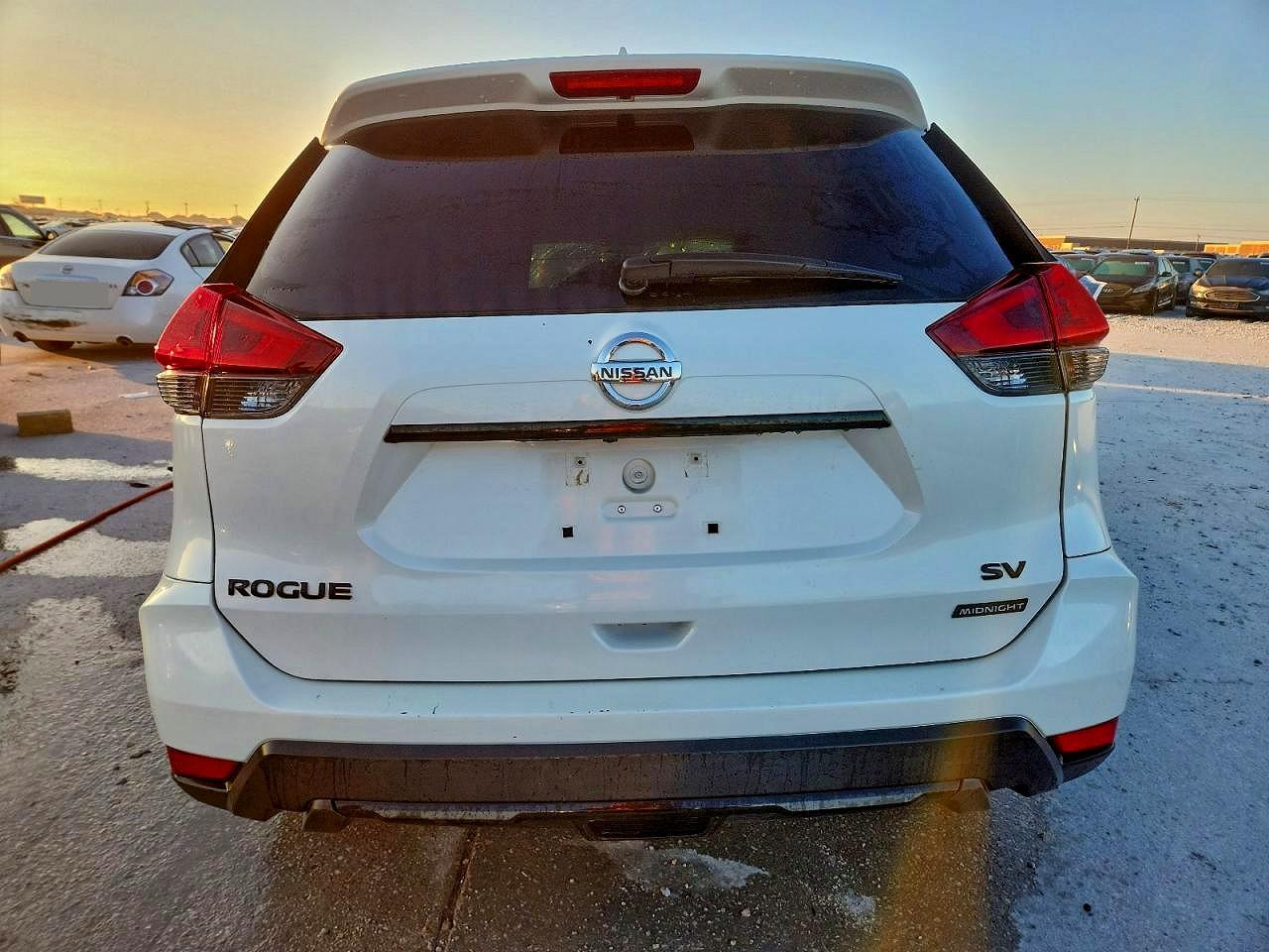2018 NISSAN ROGUE S photo 6