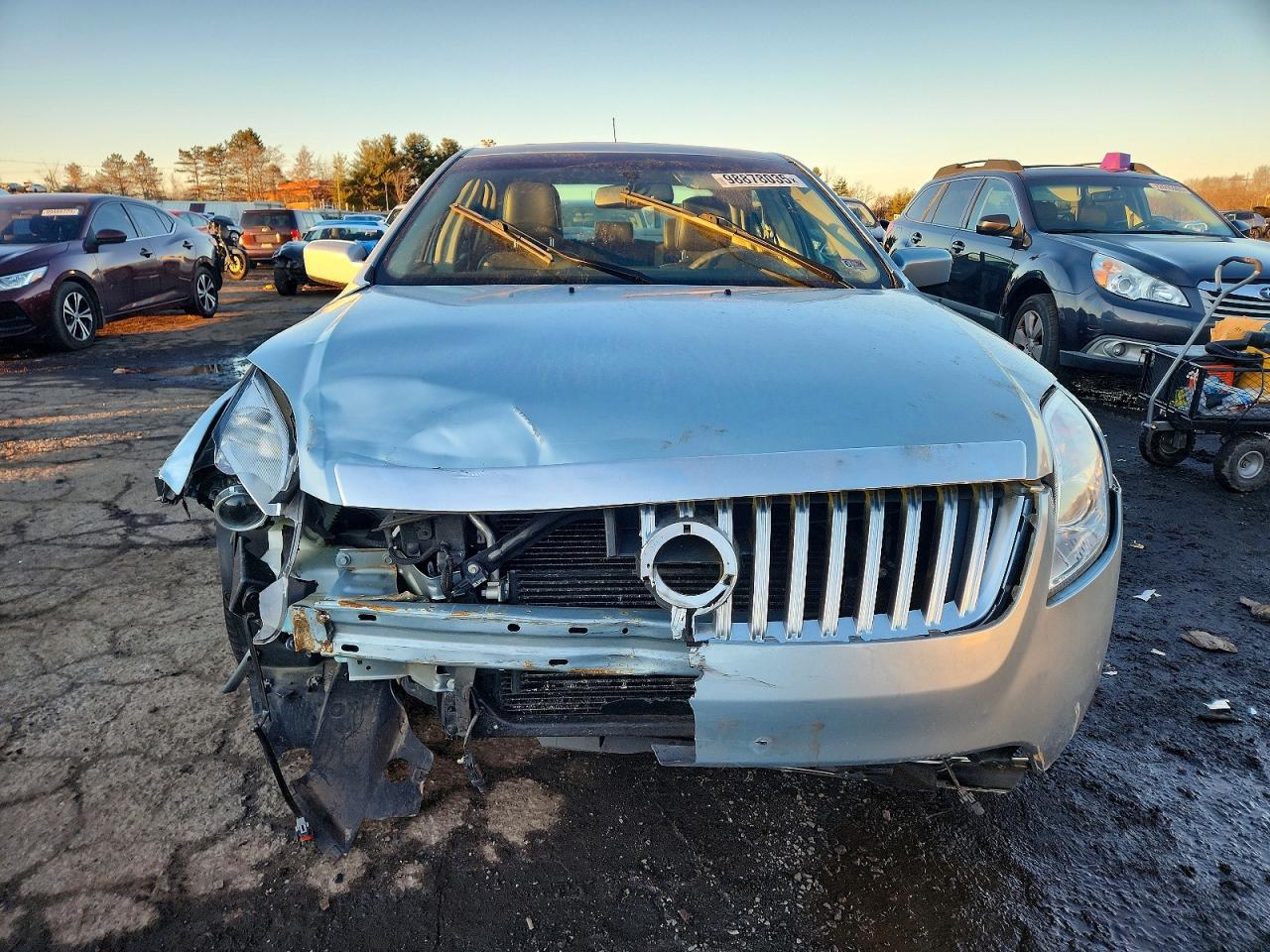 2010 MERCURY MILAN HYBRID photo 5
