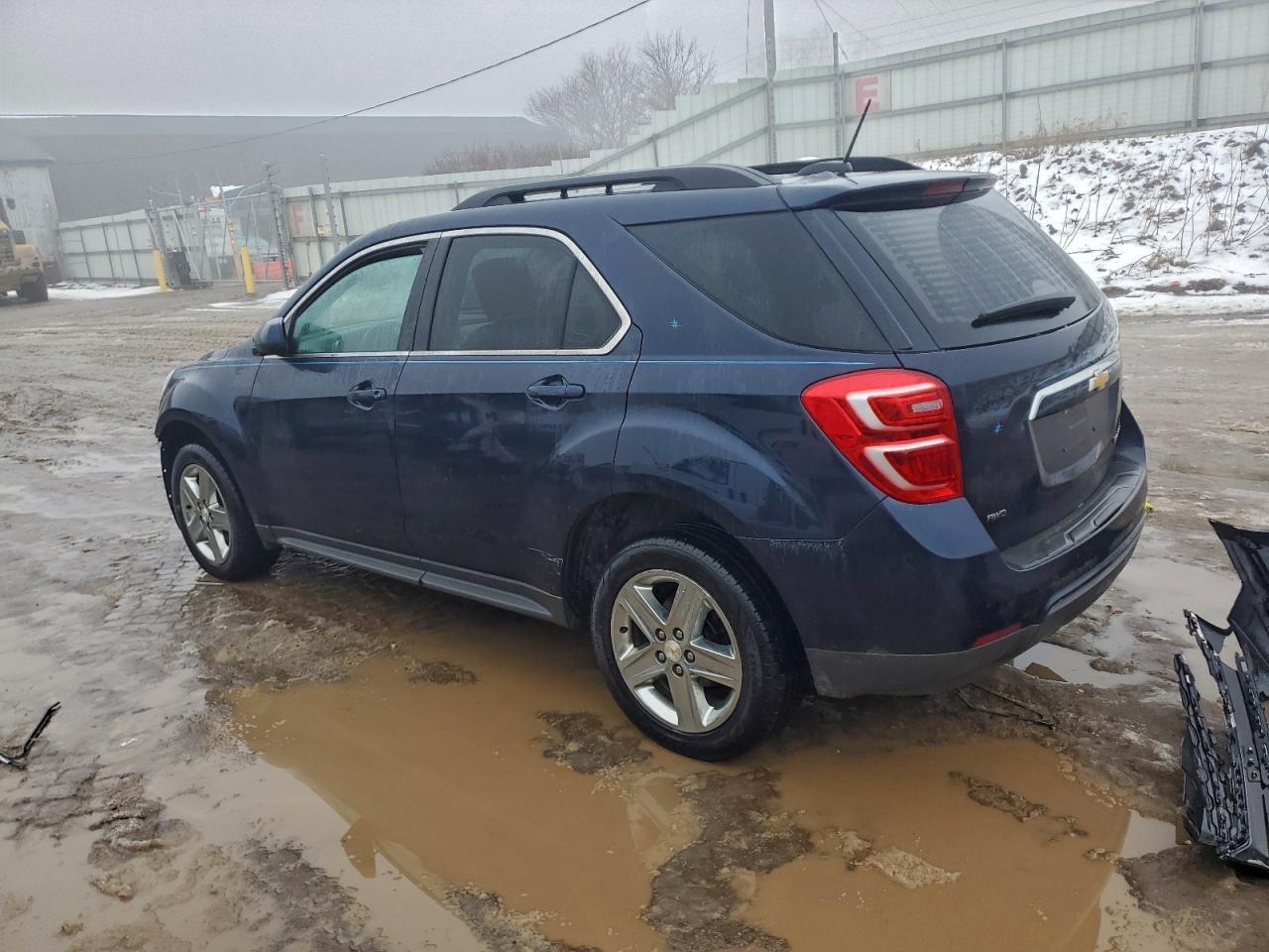 2016 CHEVROLET EQUINOX LT photo 2