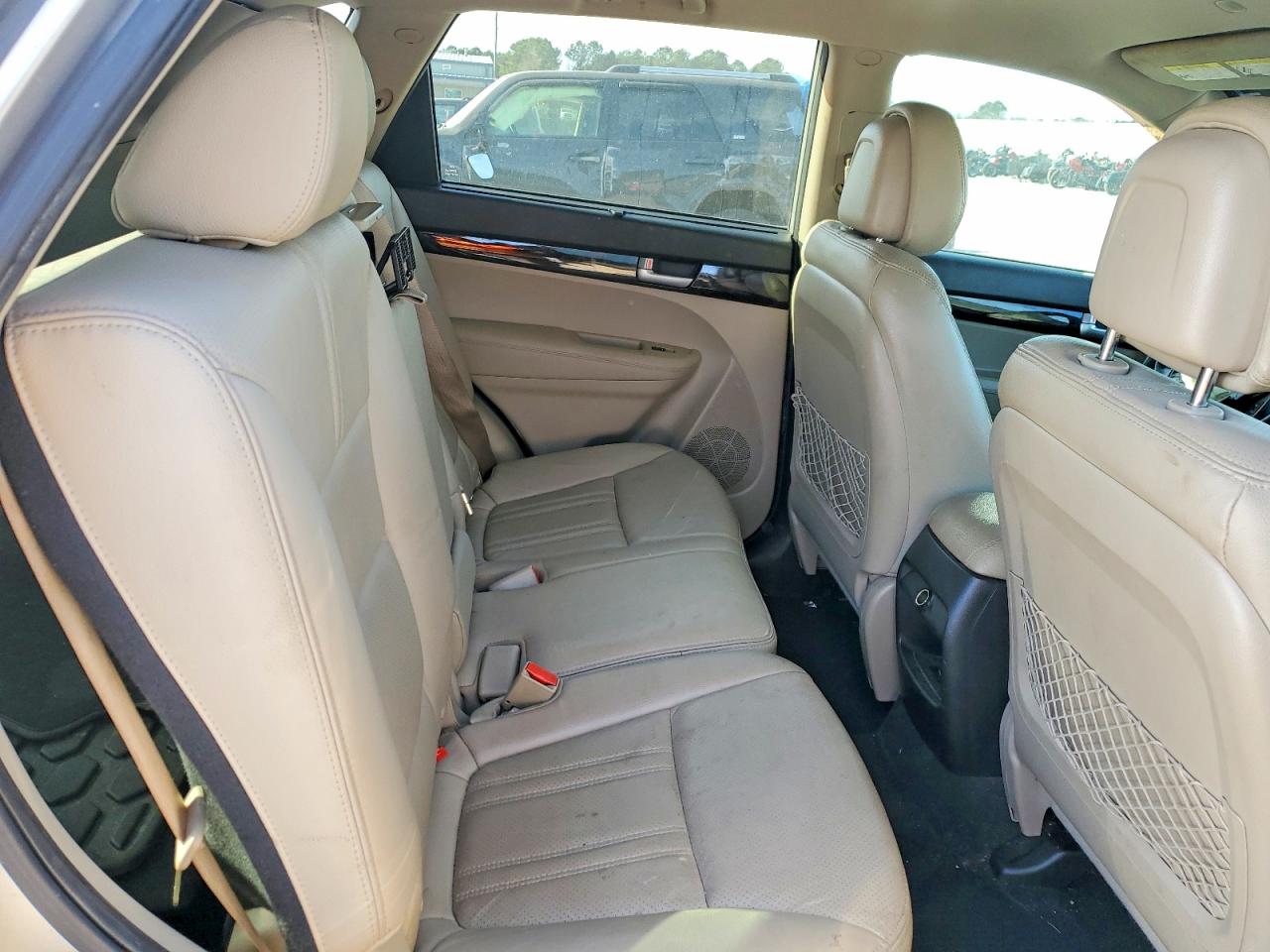 2015 KIA SORENTO LX photo 21