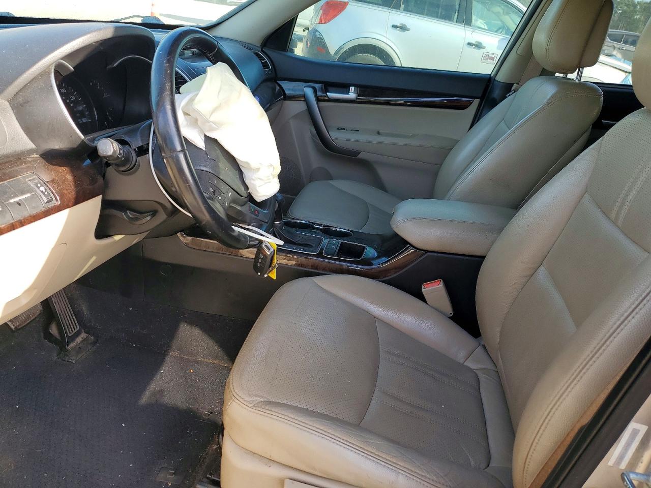 2015 KIA SORENTO LX photo 13