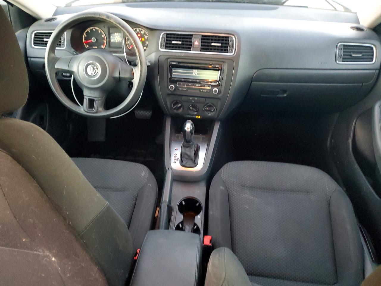 2014 VOLKSWAGEN JETTA BASE photo 8
