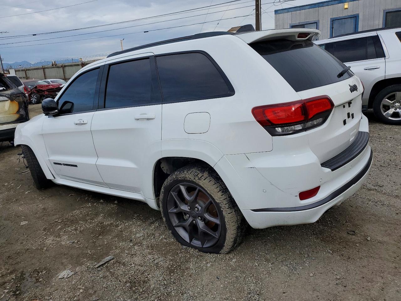 2019 JEEP GRAND CHEROKEE LIMITED photo 3