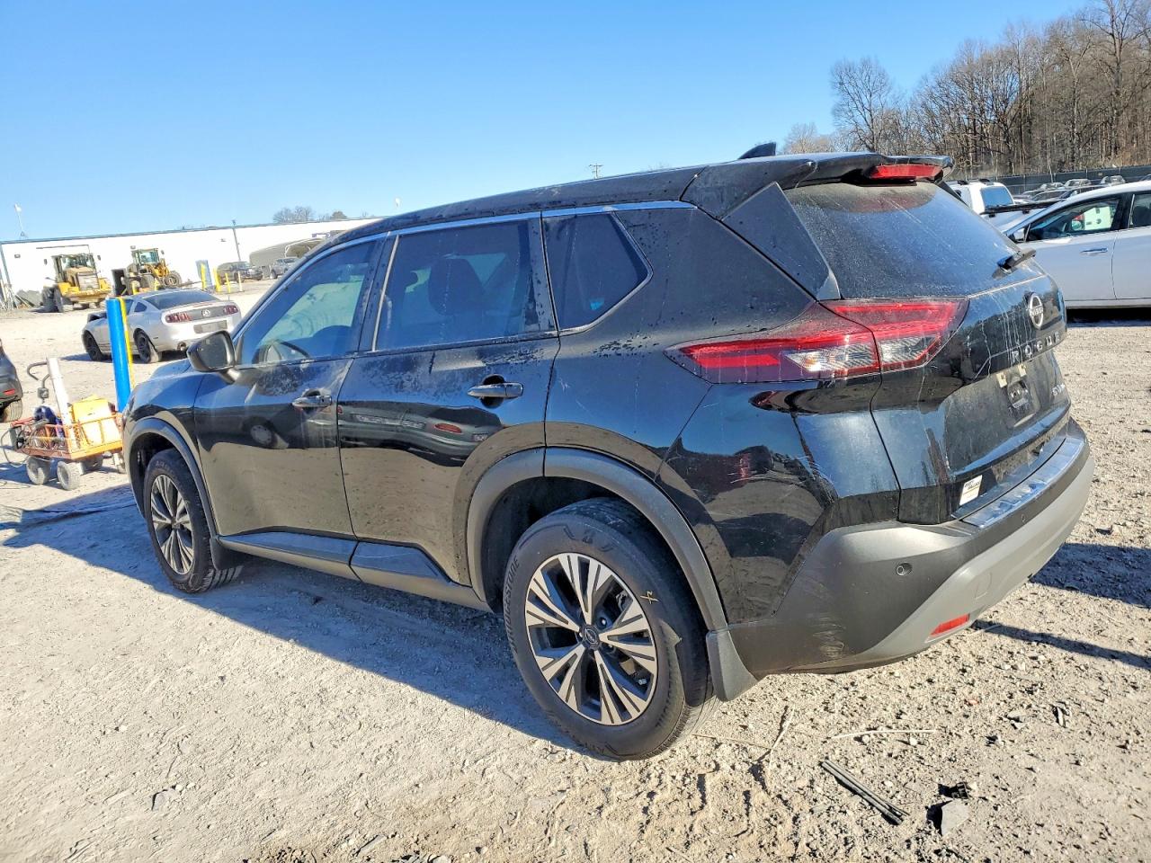 2023 NISSAN ROGUE SV photo 3