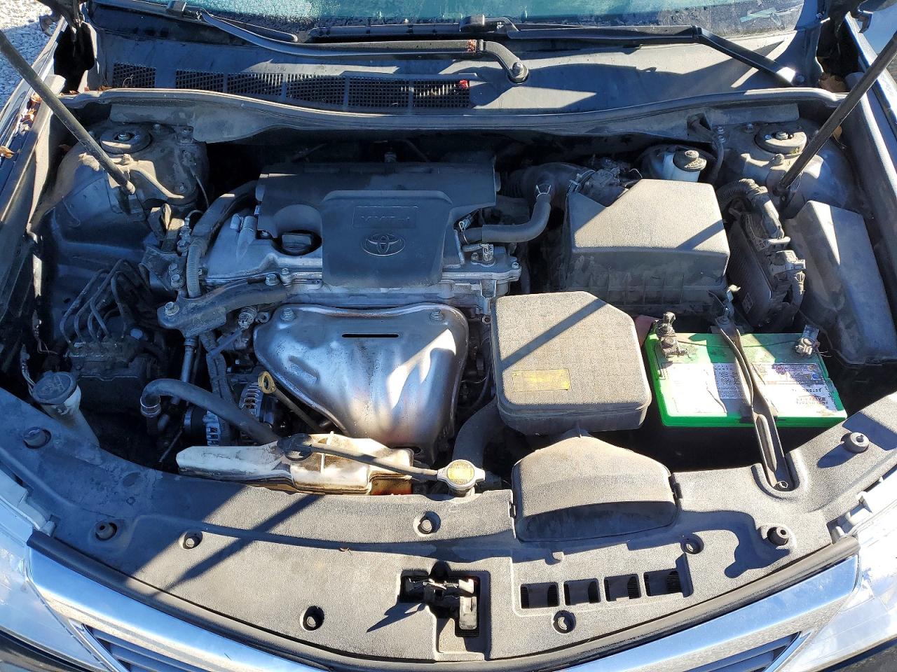 2014 TOYOTA CAMRY L photo 11