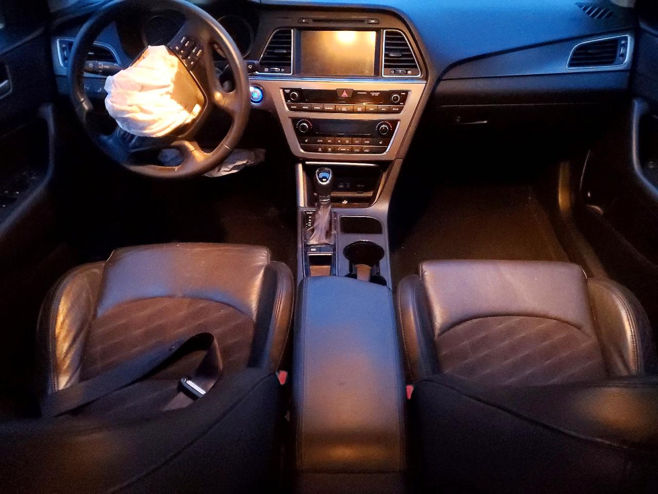 2015 HYUNDAI SONATA SPORT photo 8