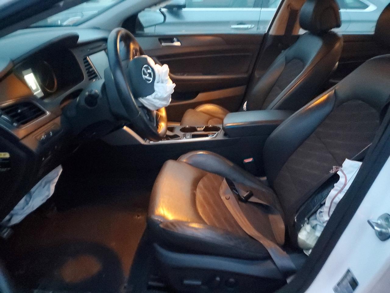 2015 HYUNDAI SONATA SPORT photo 7