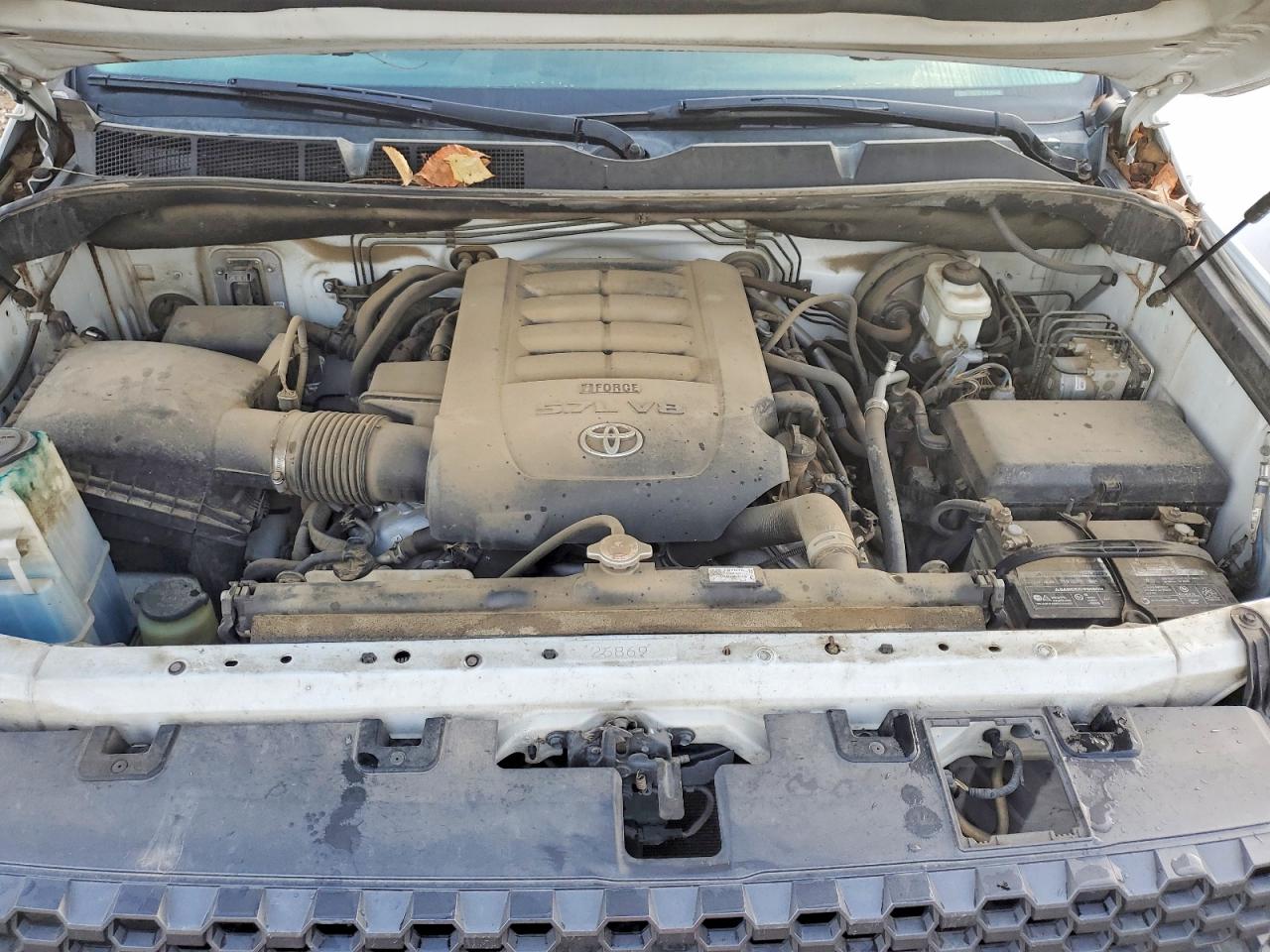 2018 TOYOTA TUNDRA CREWMAX SR5 photo 11