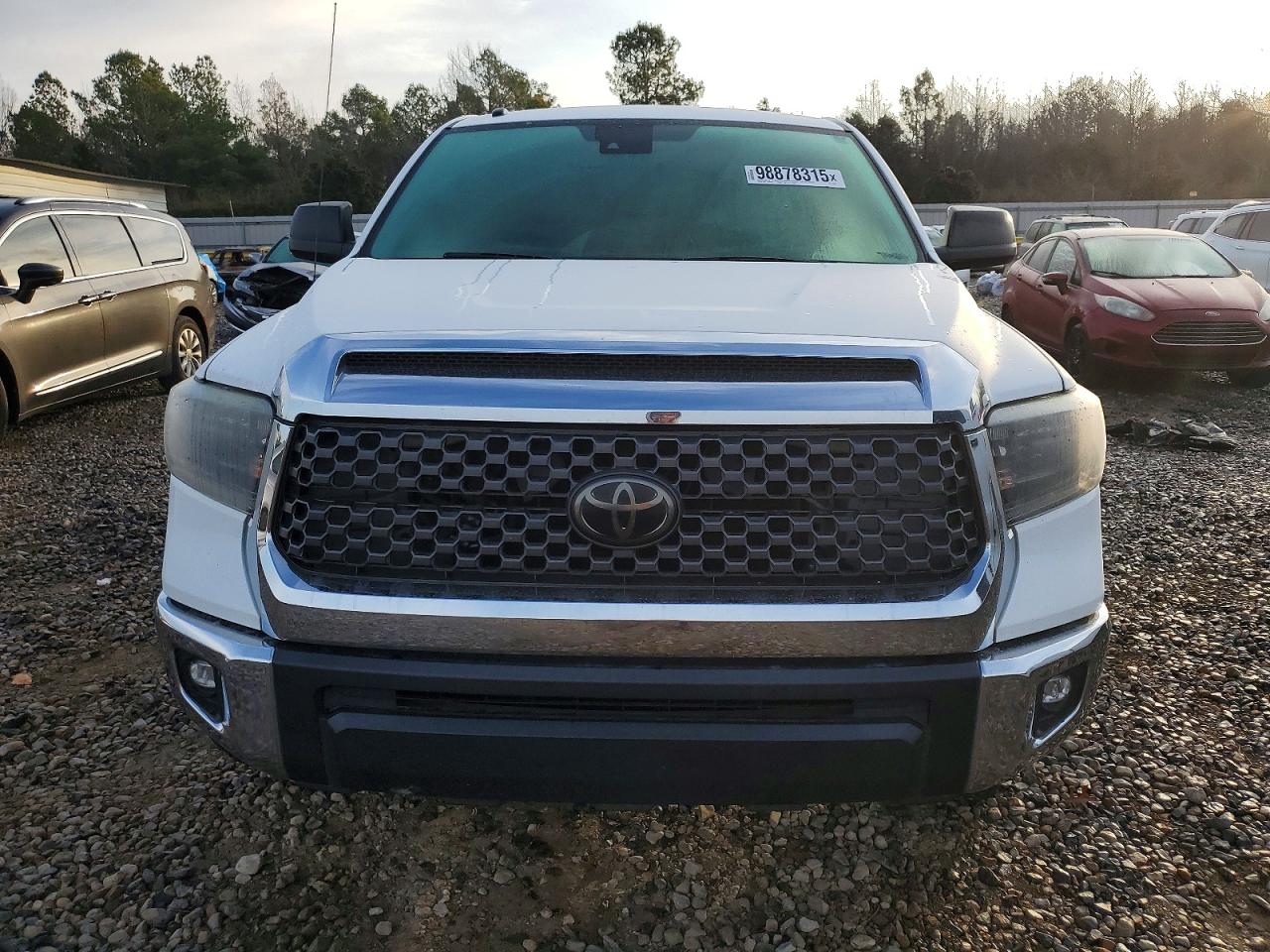 2018 TOYOTA TUNDRA CREWMAX SR5 photo 5