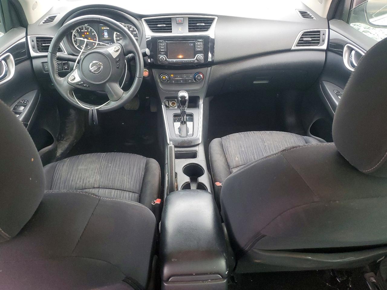 2016 NISSAN SENTRA S photo 8