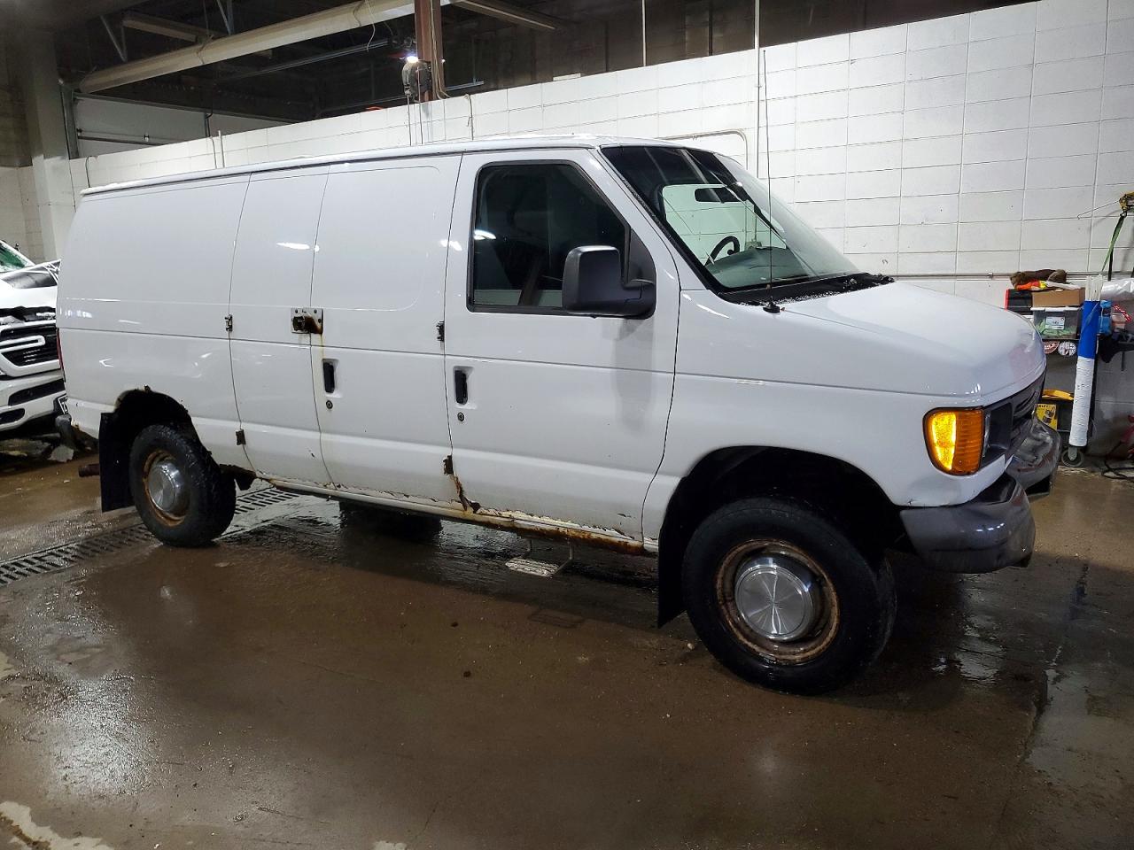 2006 FORD ECONOLINE E350 SUPER DUTY VAN photo 4