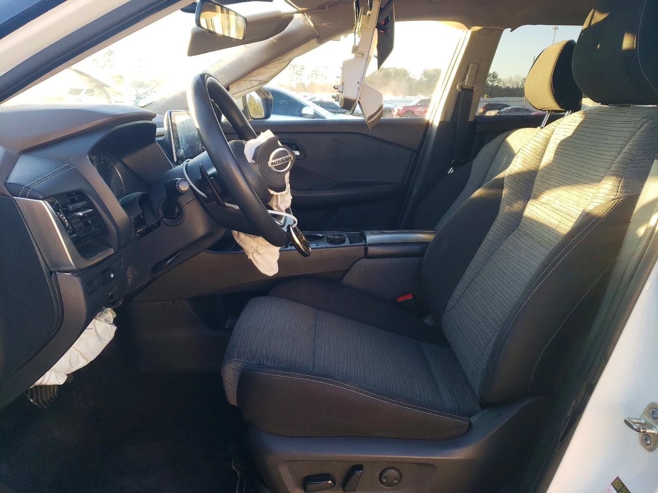 2021 NISSAN ROGUE SV photo 7