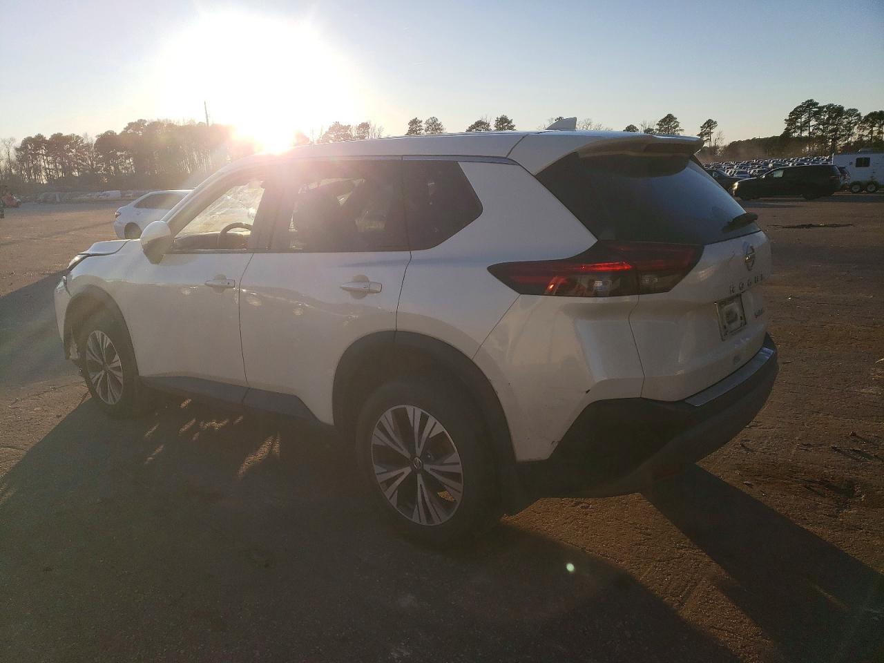 2021 NISSAN ROGUE SV photo 2