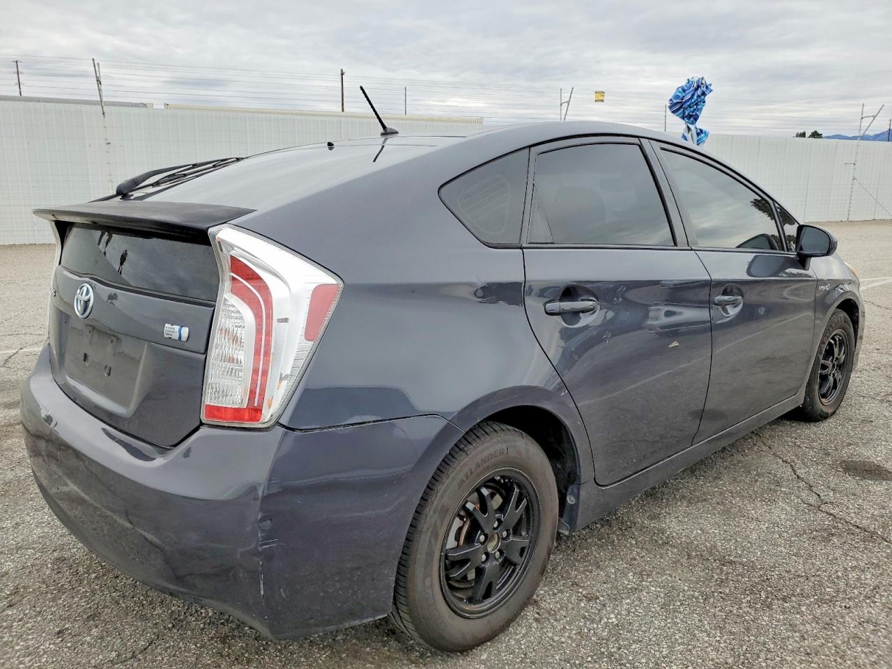 2012 TOYOTA PRIUS photo 3
