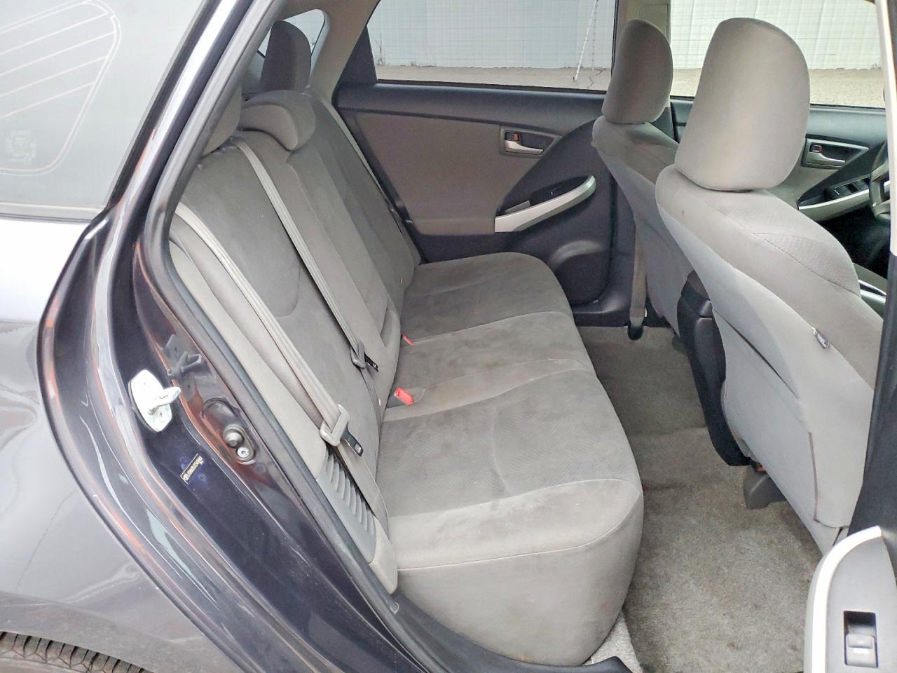 2012 TOYOTA PRIUS photo 10