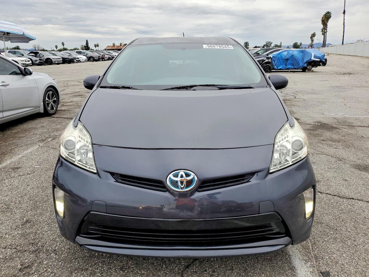 2012 TOYOTA PRIUS photo 5