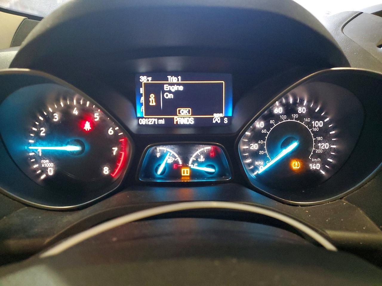 2017 FORD ESCAPE SE photo 9