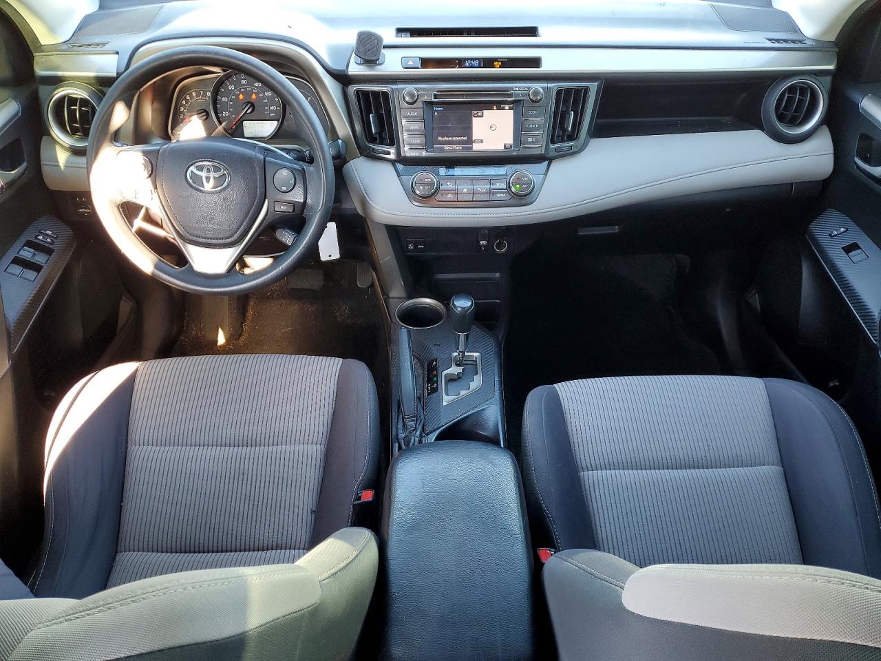 2015 TOYOTA RAV4 XLE photo 22