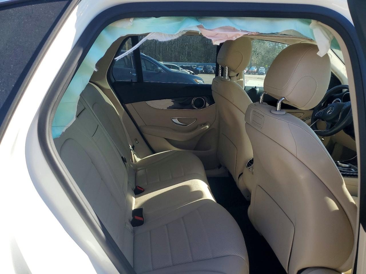 2018 MERCEDES-BENZ GLC 300 photo 10