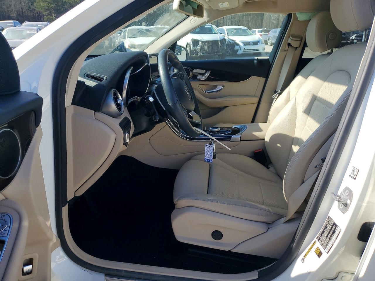 2018 MERCEDES-BENZ GLC 300 photo 7