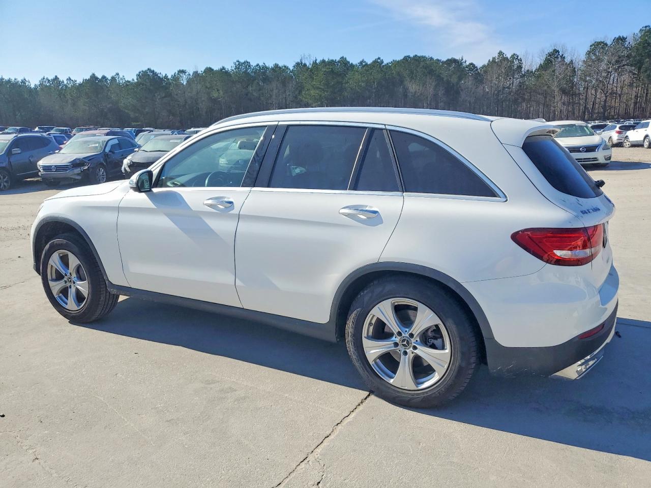2018 MERCEDES-BENZ GLC 300 photo 2