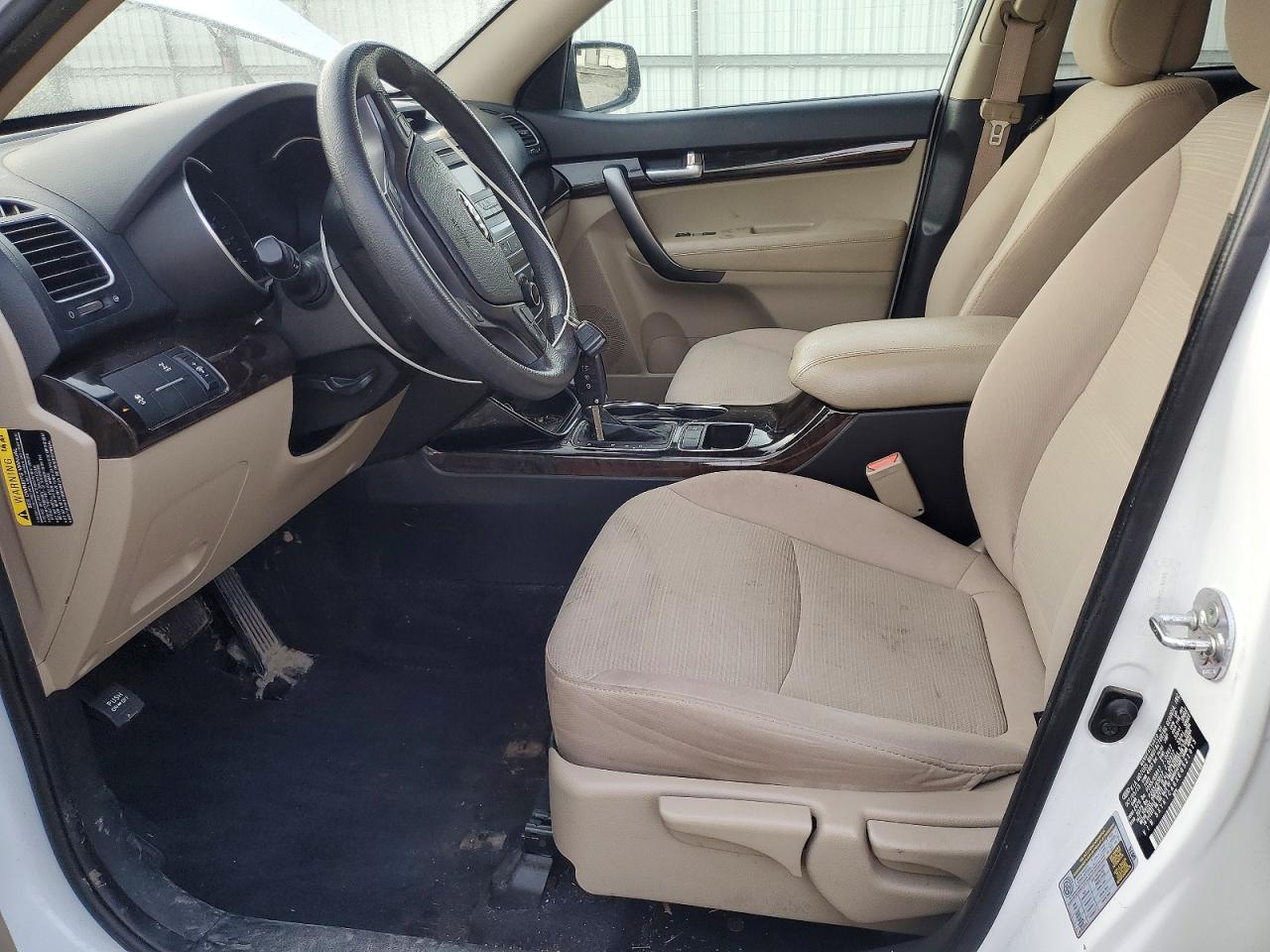 2014 KIA SORENTO LX photo 7