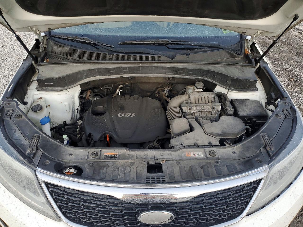 2014 KIA SORENTO LX photo 12