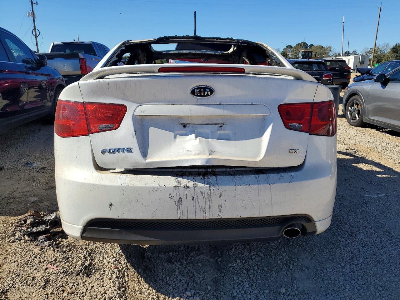 2012 KIA FORTE SX photo 6