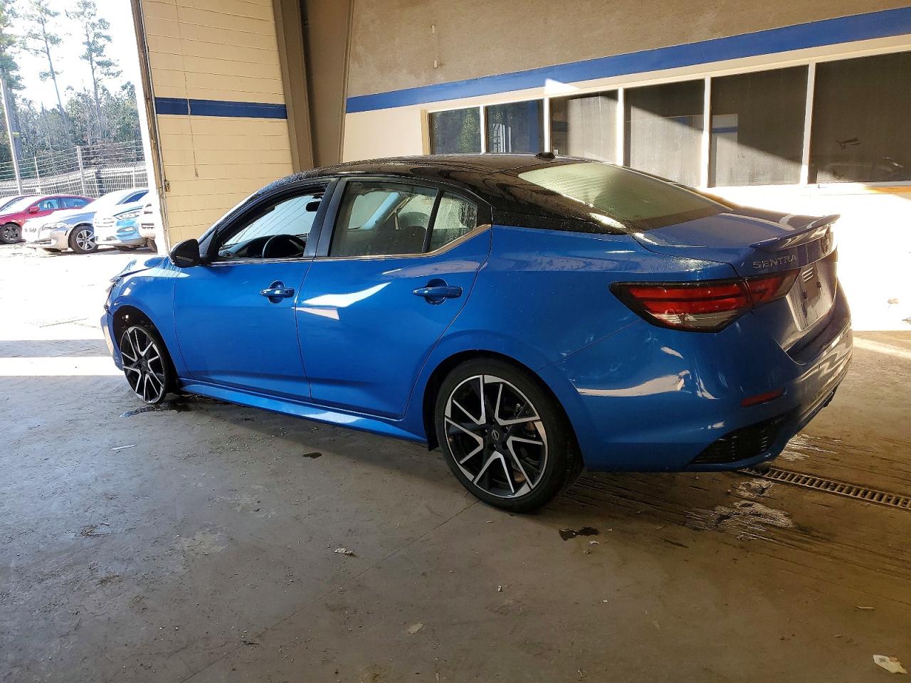2024 NISSAN SENTRA SR photo 2