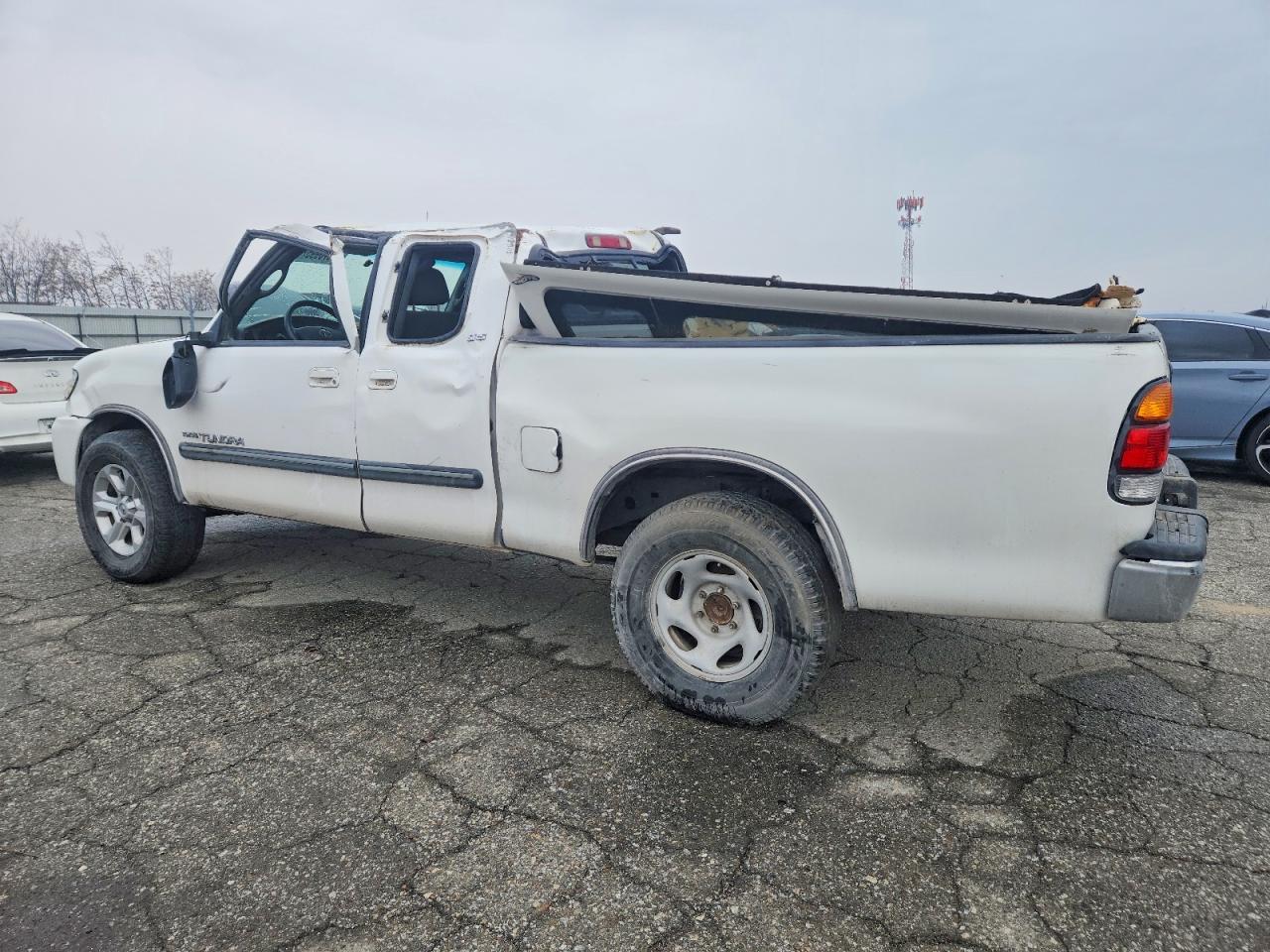 2004 TOYOTA TUNDRA ACCESS CAB SR5 photo 2