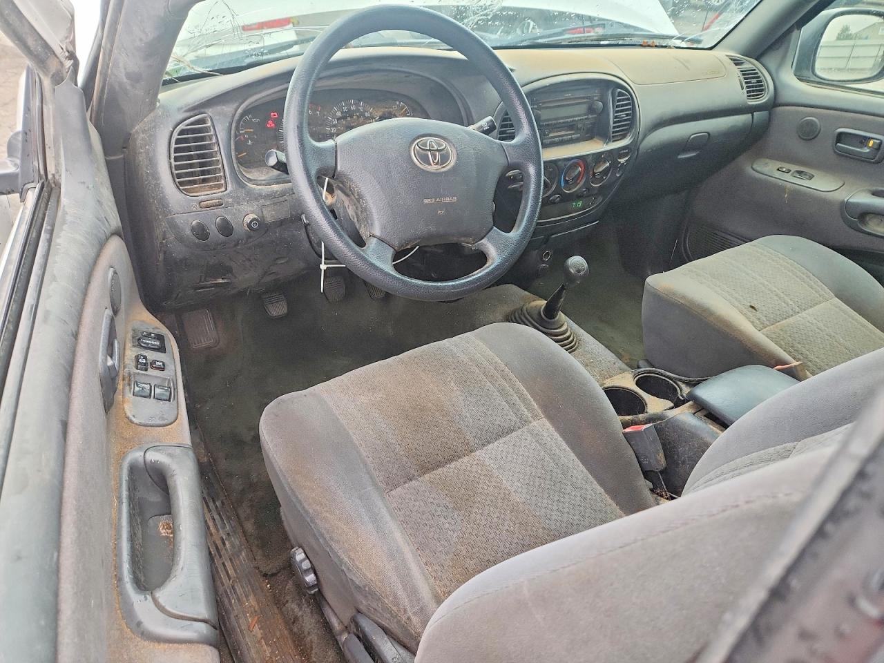 2004 TOYOTA TUNDRA ACCESS CAB SR5 photo 8