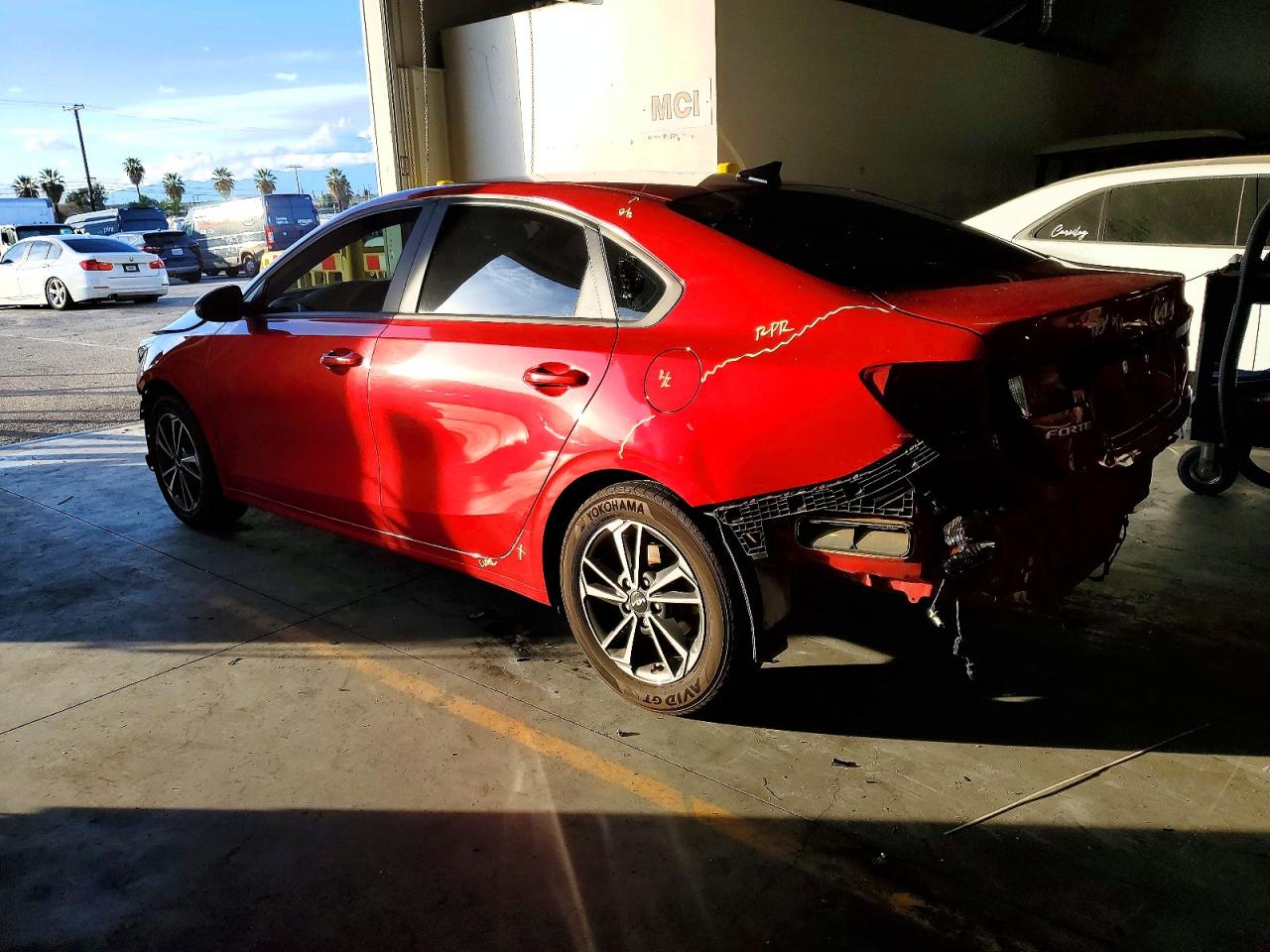 2023 KIA FORTE LX photo 2