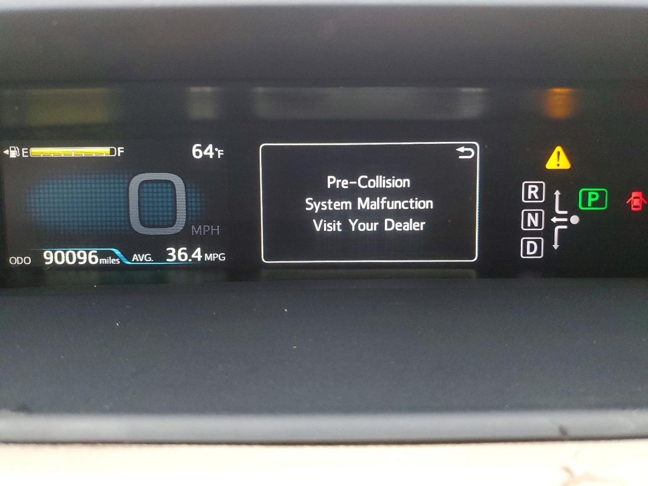 2017 TOYOTA PRIUS photo 17