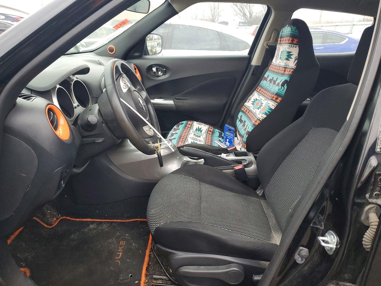 2015 NISSAN JUKE S photo 7