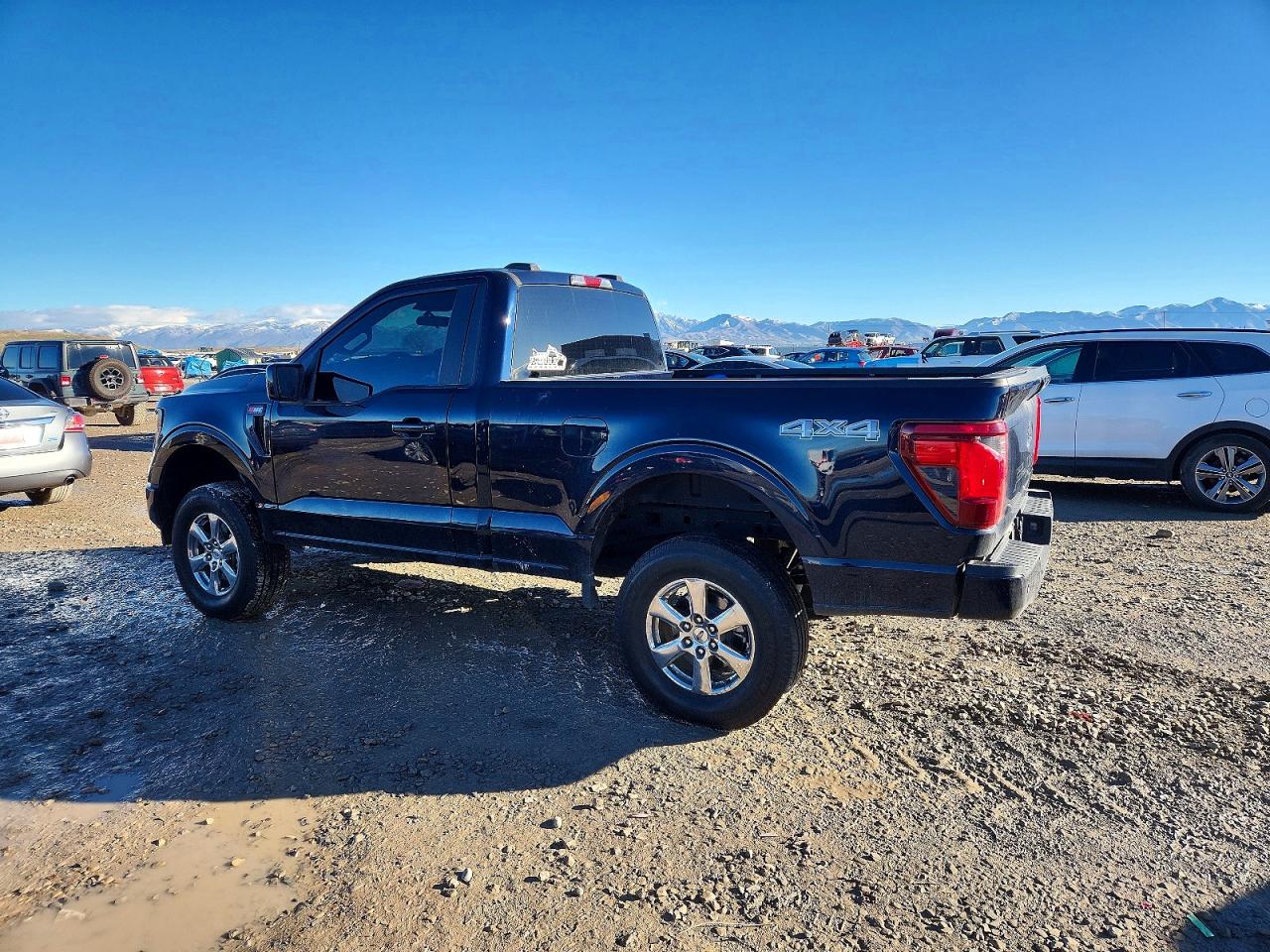 2024 FORD F150 XL photo 2