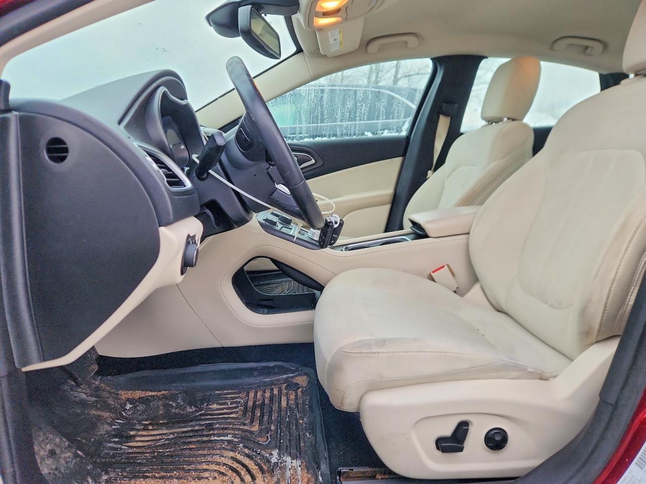 2016 CHRYSLER 200 LIMITED photo 25